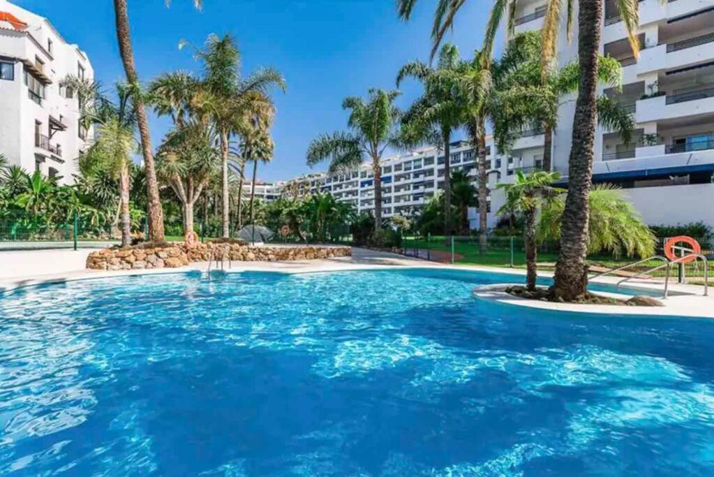 Apartamento Puerto Banus, 2 Rooms, Pool And Private Parking. Marbella
