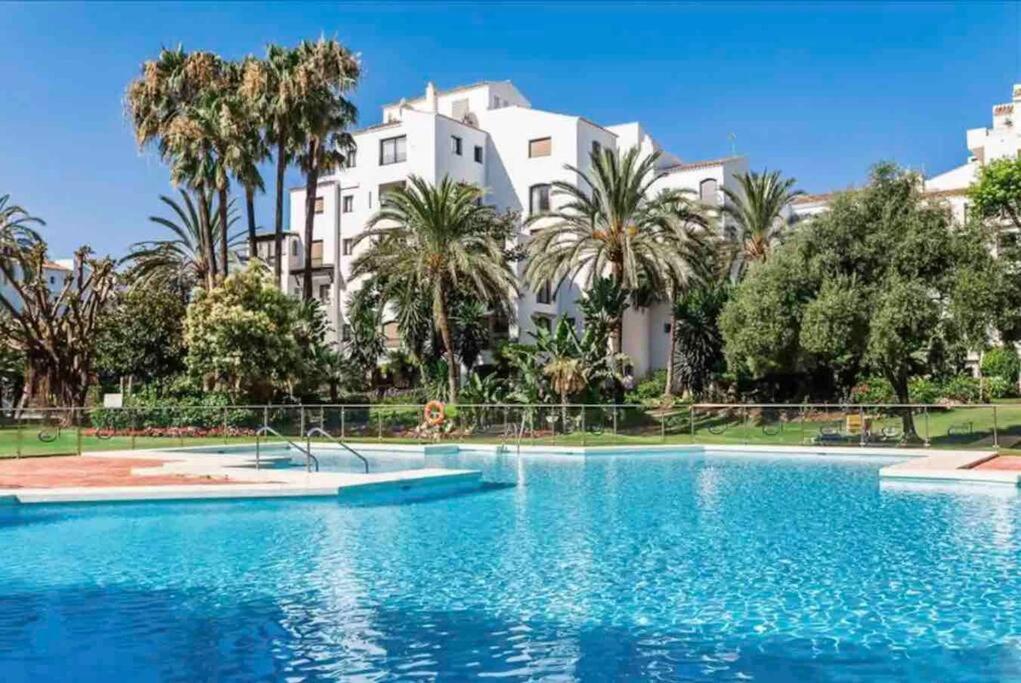 Puerto Banus, 2 Rooms, Pool And Private Parking. Apartamento *